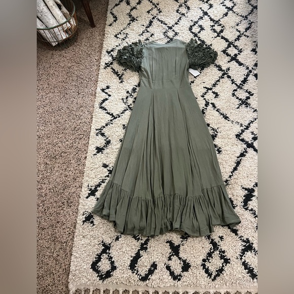 NWT Mia Joy Joyfolie ruffled Olive dress size small - Picture 4 of 11